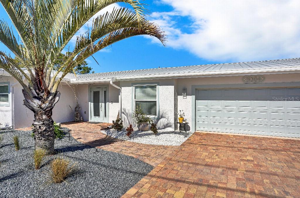 10308 SANDPIPER ROAD W