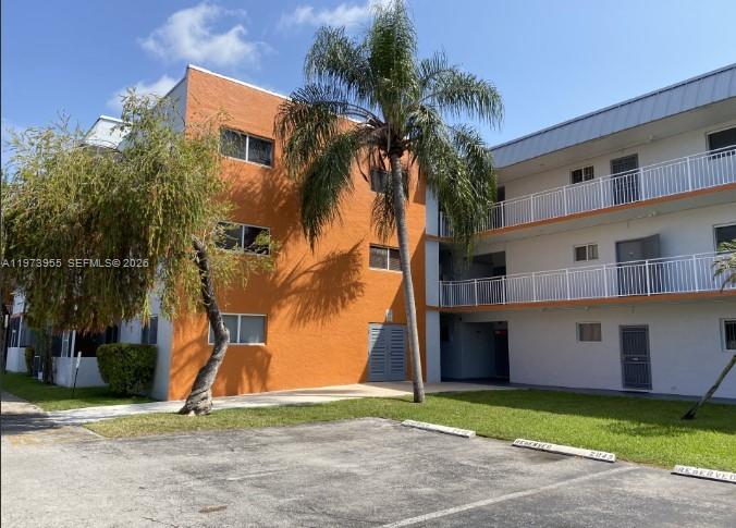 11307 SW 200th St # 202, Miami FL 33157