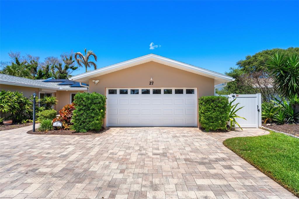 27 WESTVIEW LANE