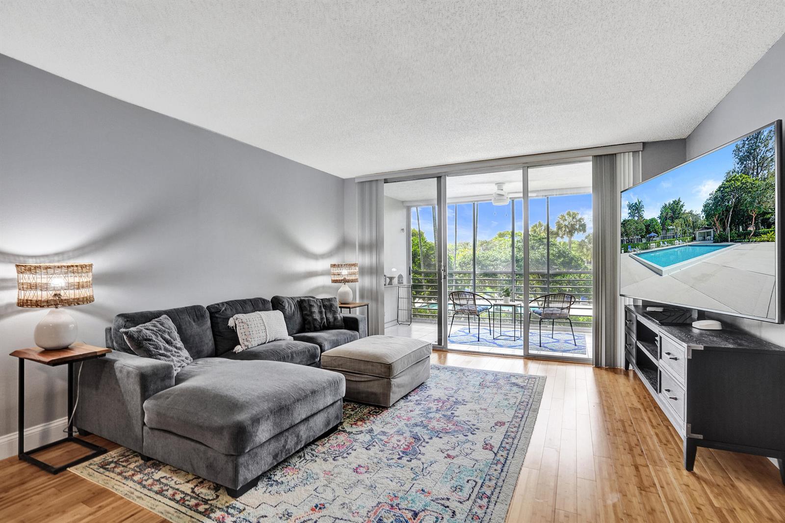 4200 Oaks Terrace # 203, Pompano Beach FL 33069