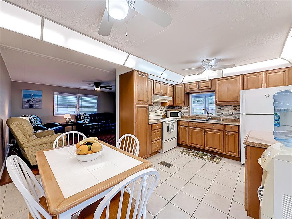 10184 106TH AVENUE UNIT 26, LARGO, FL — photo 3 of 30