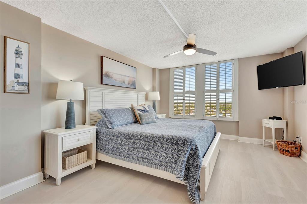 1575 OCEAN SHORE BOULEVARD UNIT J010, ORMOND BEACH, FL — photo 2 of 30