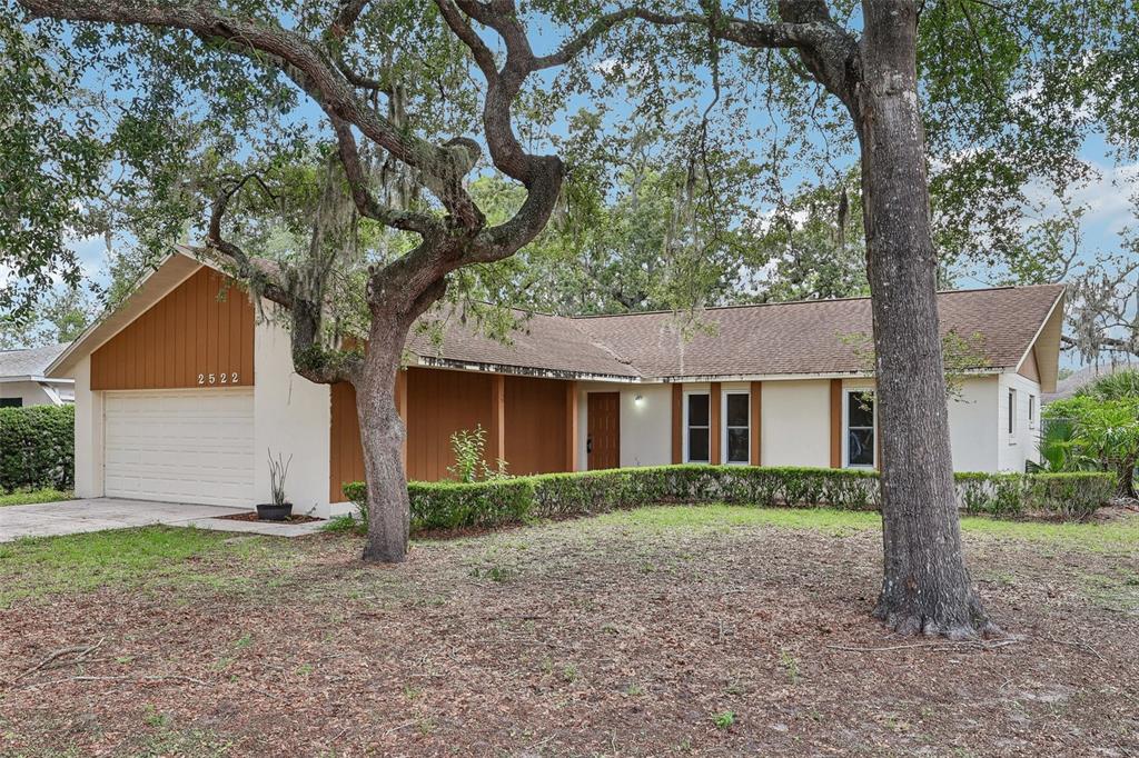 2522 LESTON COURT