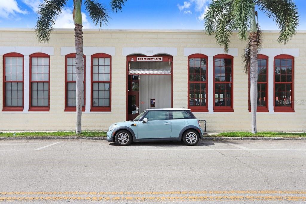 2001 E 2ND AVENUE UNIT 37