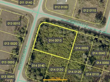 This is a satellite map showing a vacant residential lot outlined in yellow — 952 Hansen Street E, Lehigh Acres FL 33974, LEHIGH ACRES, FL