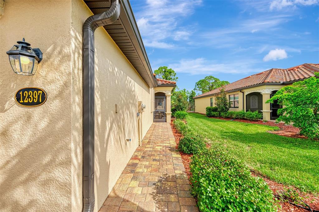 12397 AMICA LOOP, VENICE, FL — photo 5 of 30