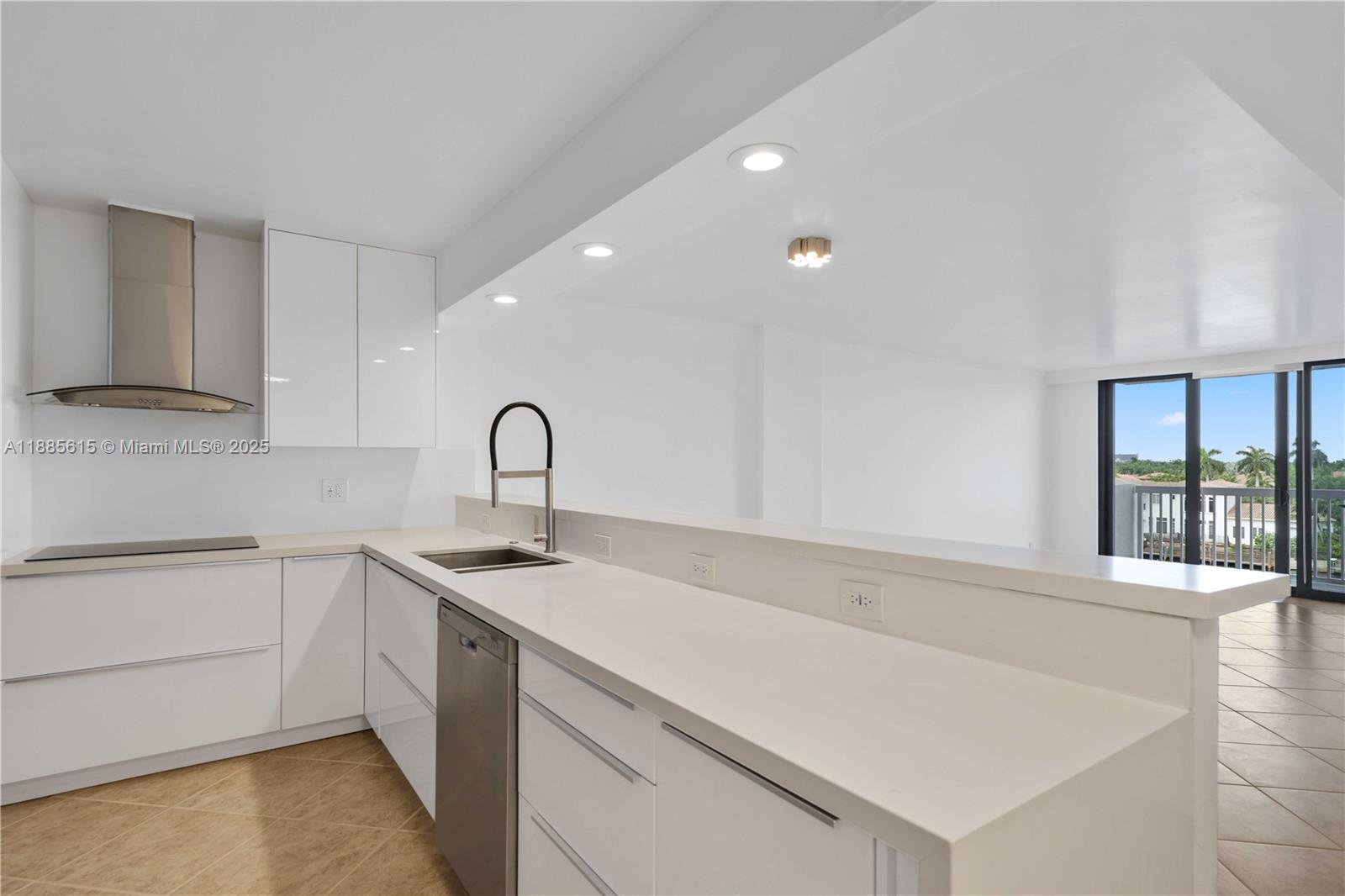 1500 S Ocean Dr # 5C, Hollywood FL 33019