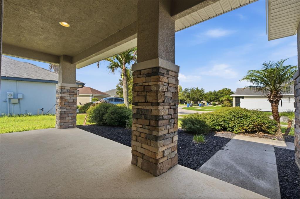 14310 EDINBURGH MOOR DRIVE, WIMAUMA, FL — photo 2 of 30