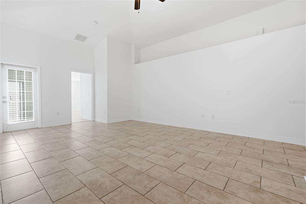 14310 EDINBURGH MOOR DRIVE, WIMAUMA, FL — photo 4 of 30