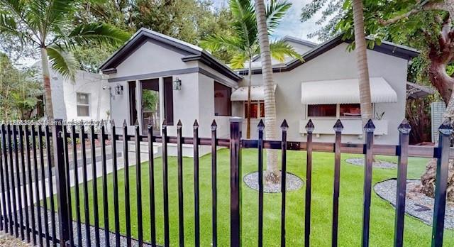 52 NW 47th Ter, Miami FL 33127