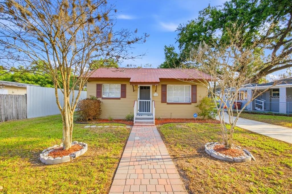 13 EUCLID DR