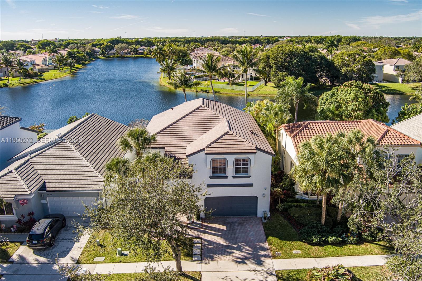 15842 NW 10th St, Pembroke Pines FL 33028