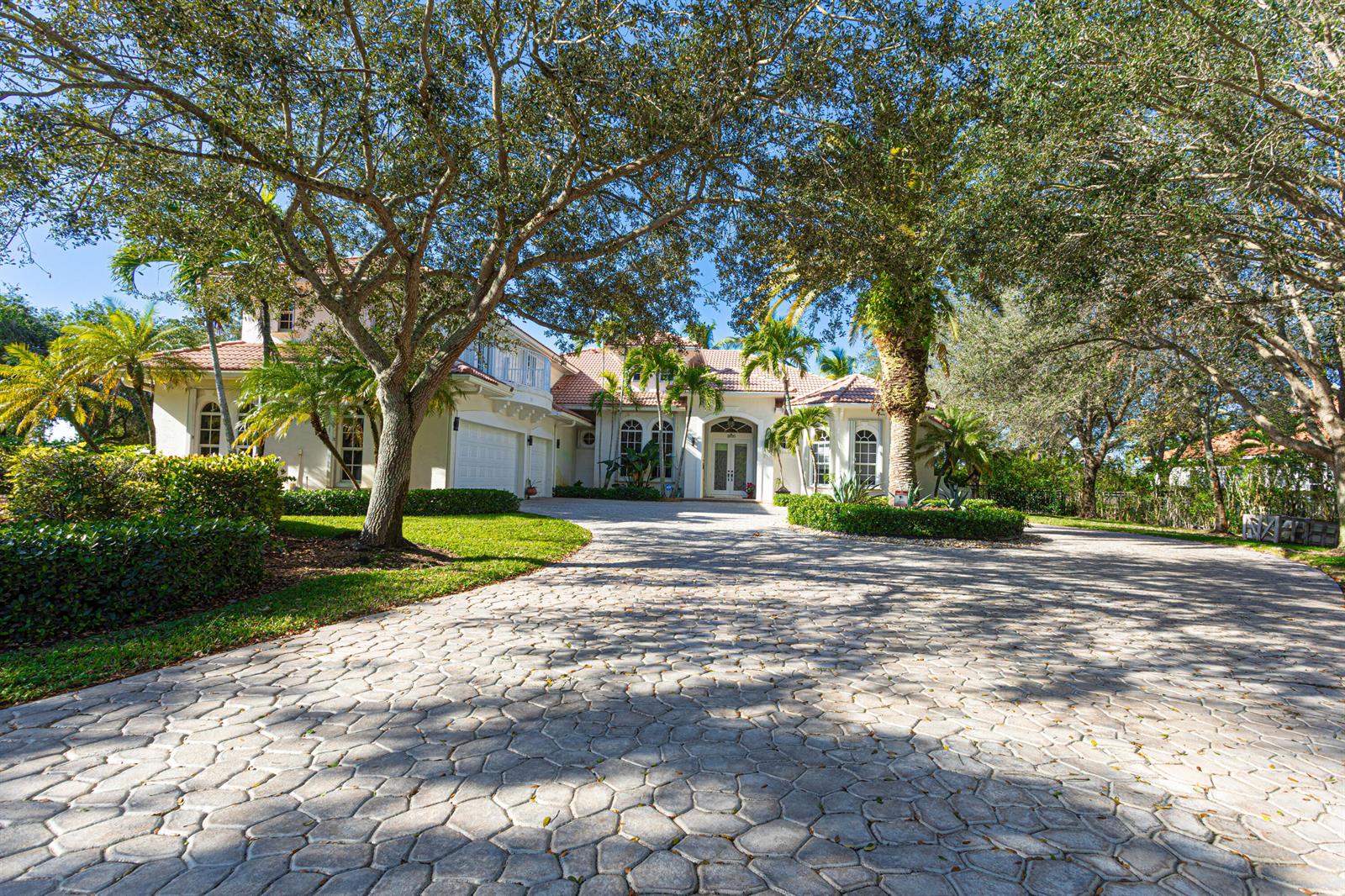 2695 Greenbriar Boulevard, Wellington FL 33414