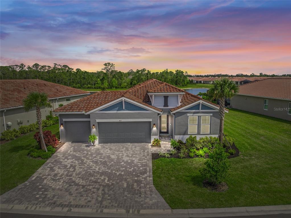 460 DAYLILY BOULEVARD