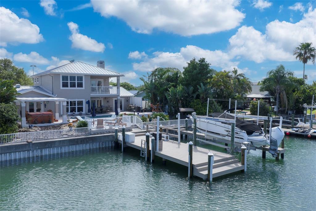 311 S ISLE DRIVE