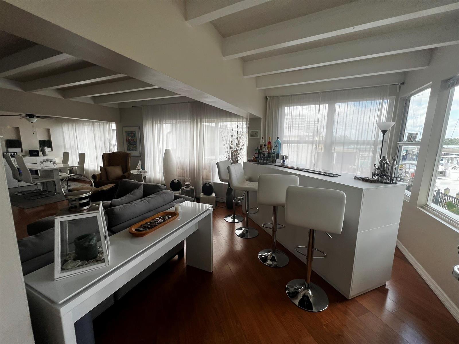 904 NE 20th, Fort Lauderdale FL 33304