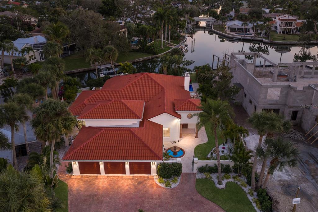 4833 FEATHERBED LANE
