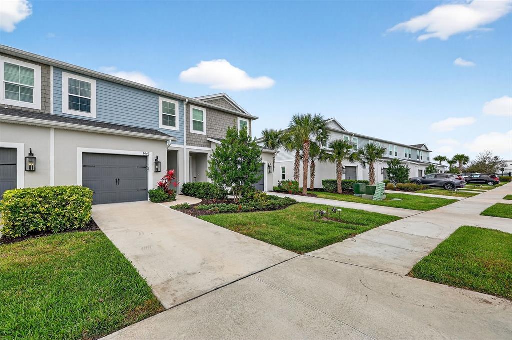 8667 CANYON CREEK TRAIL, PARRISH, FL — photo 2 of 30