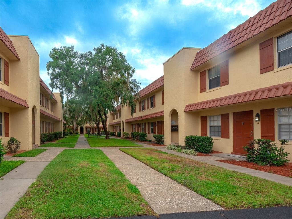1112 W MAIN STREET UNIT J7