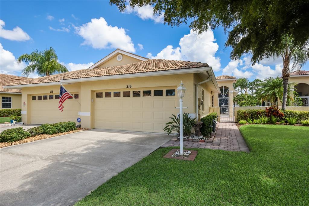 216 VISTA DEL LAGO WAY