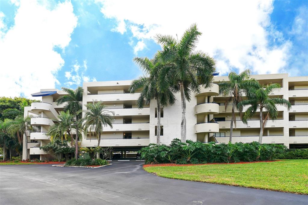 825 S OSPREY AVENUE UNIT 108