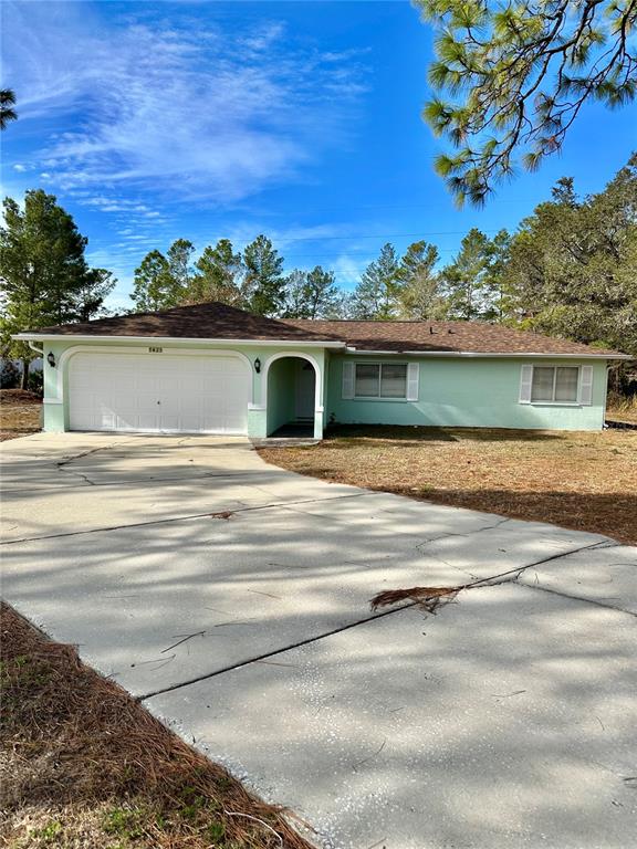 7425 MANDRAKE ROAD
