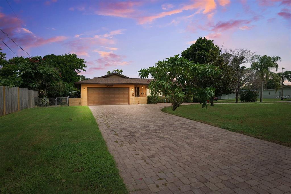 1701 PINELLAS POINT DRIVE S