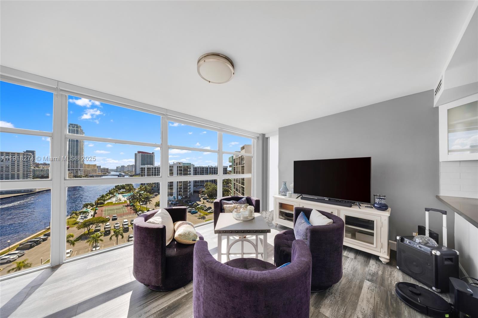 400 Leslie Dr # 1014, Hallandale Beach FL 33009