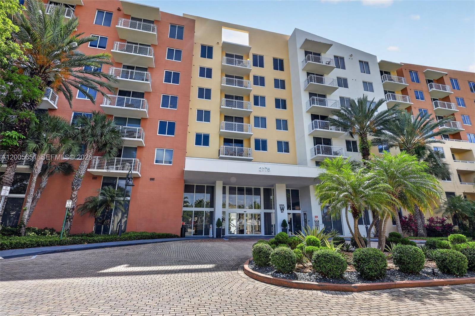 2775 NE 187th St # 202, Aventura FL 33180