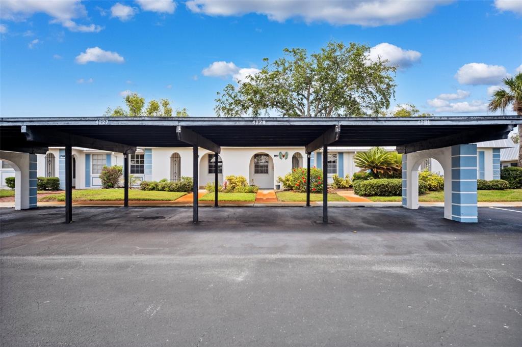 4229 GLISSADE DRIVE