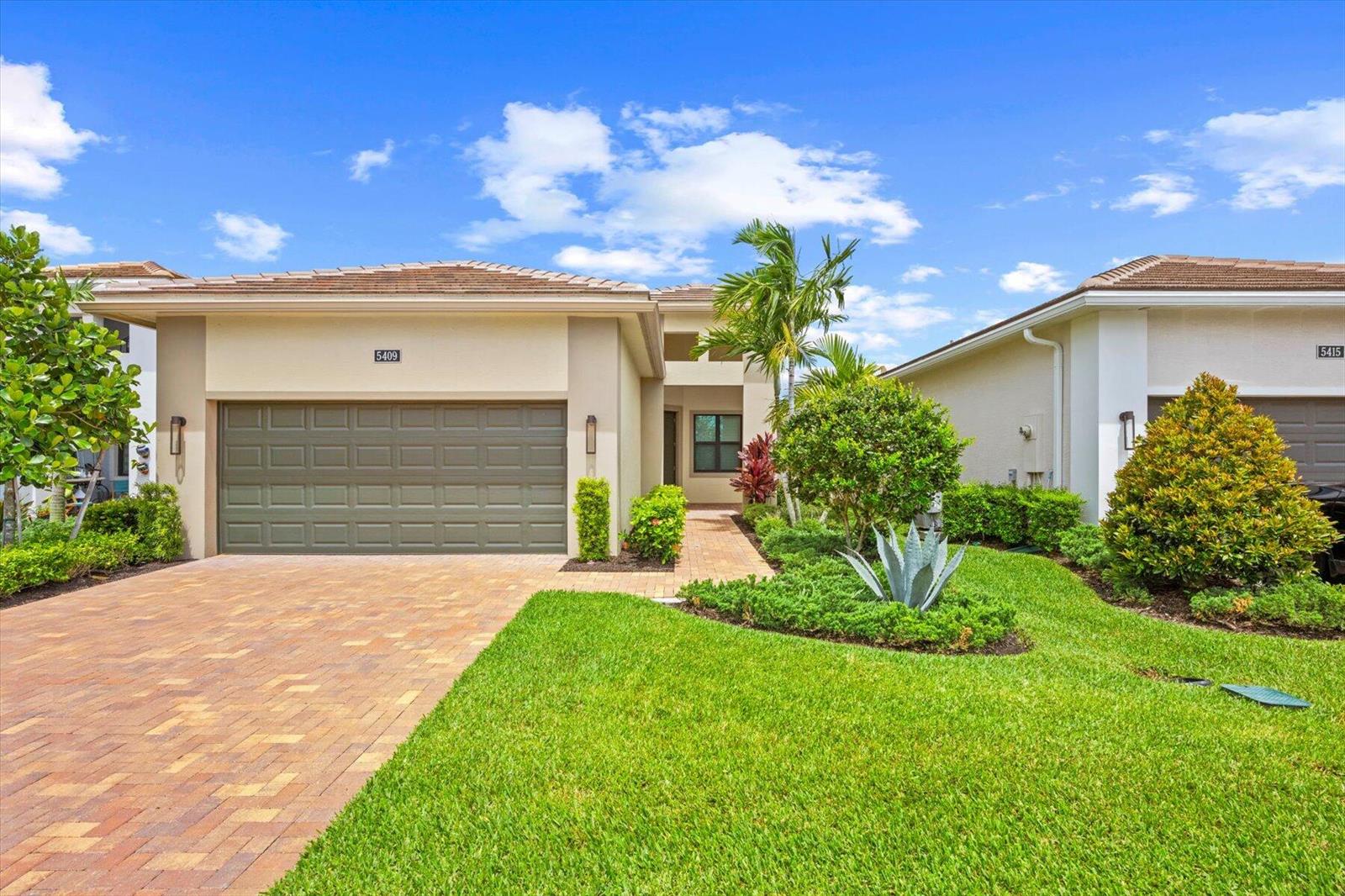 5409 Santa Rosa Lane, Westlake FL 33470