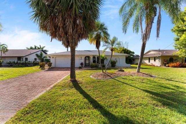 5024 Skyline Blvd, Cape Coral FL 33914