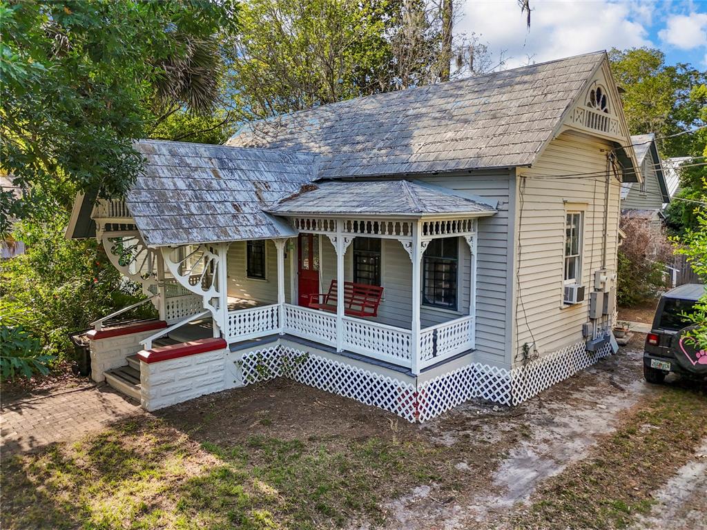 232 NW 4TH AVENUE, GAINESVILLE, FL — photo 4 of 30