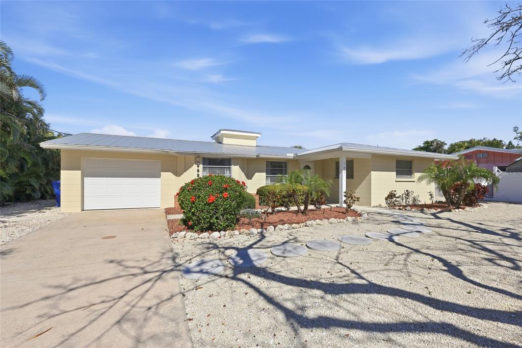 109 TERN DRIVE, ANNA MARIA, FL — photo 2 of 30