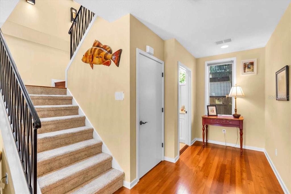 1685 LAUREL STREET UNIT 4, SARASOTA, FL — photo 5 of 30