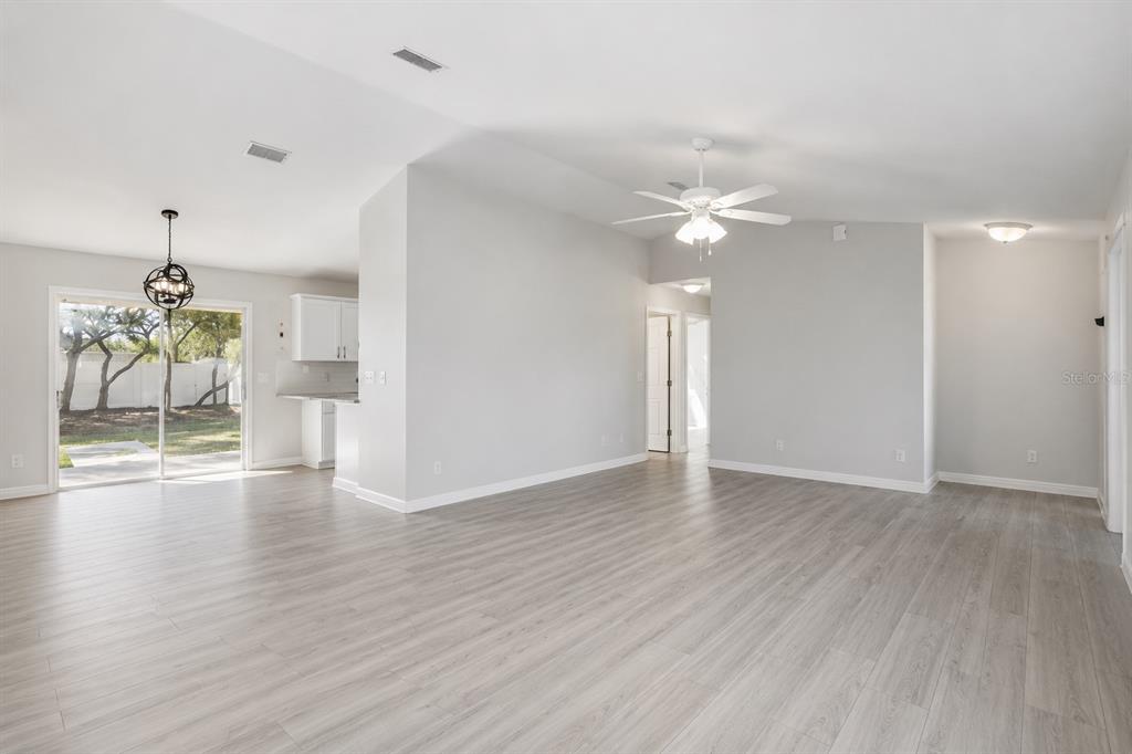 3118 SW 162ND STREET ROAD, OCALA, FL — photo 2 of 6