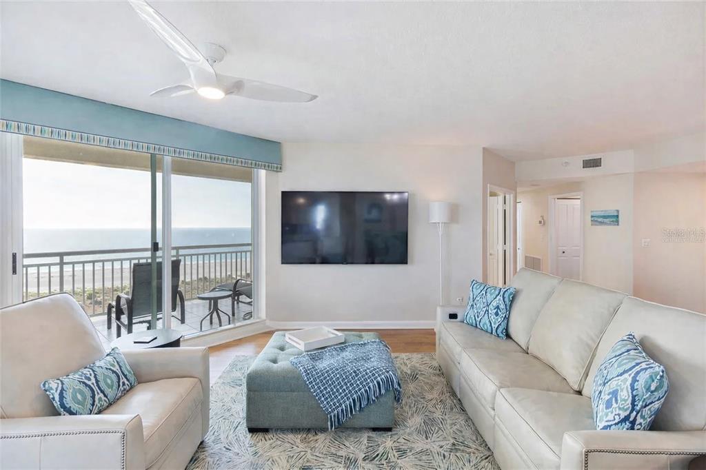 1180 GULF BOULEVARD UNIT 1105, CLEARWATER, FL — photo 2 of 30