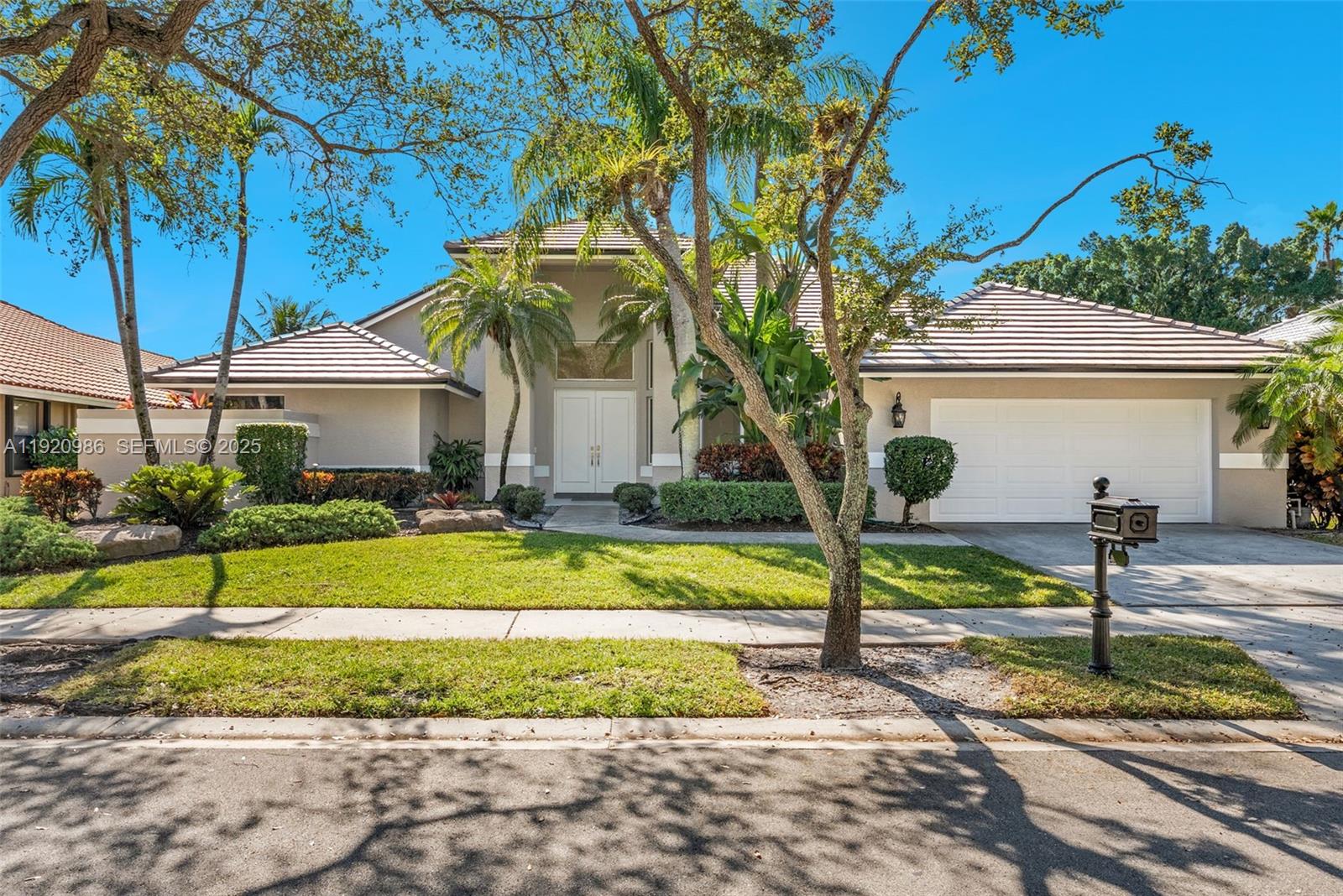 1003 Trailmore Ln, Weston FL 33326