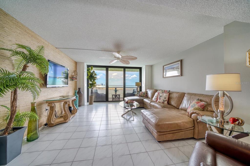450 S GULFVIEW BOULEVARD UNIT 907, CLEARWATER, FL — photo 2 of 30
