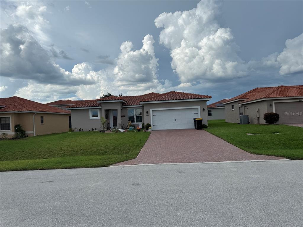 446 CINNAMON DRIVE