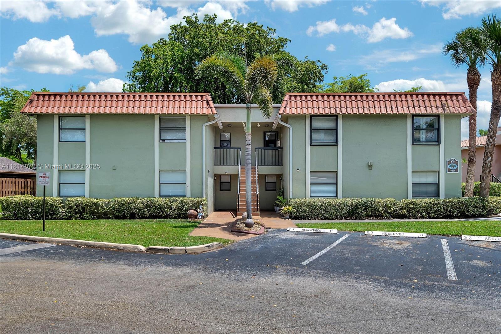9808 Hammocks Blvd # 23, Miami FL 33196