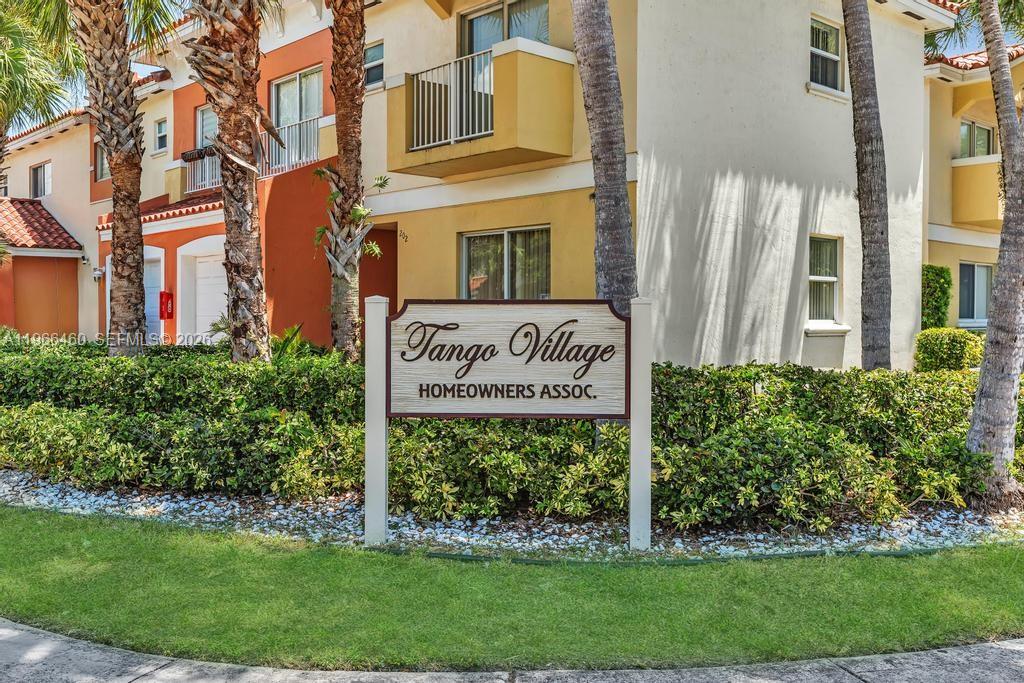 1401 NW 2nd St, Fort Lauderdale FL 33311