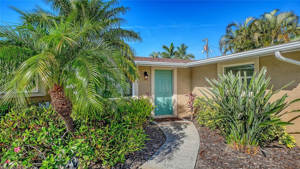 6620 AVENUE C, SARASOTA, FL — photo 5 of 30