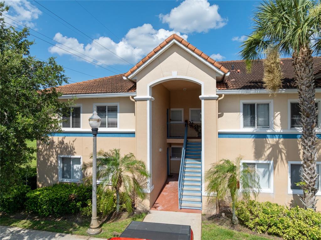 522 VILLA DEL SOL CIRCLE UNIT 201