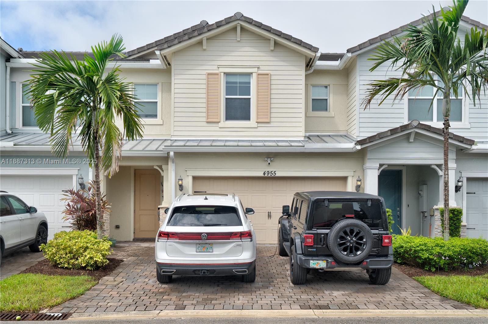 4955 Eucalyptus Dr, Hollywood FL 33021