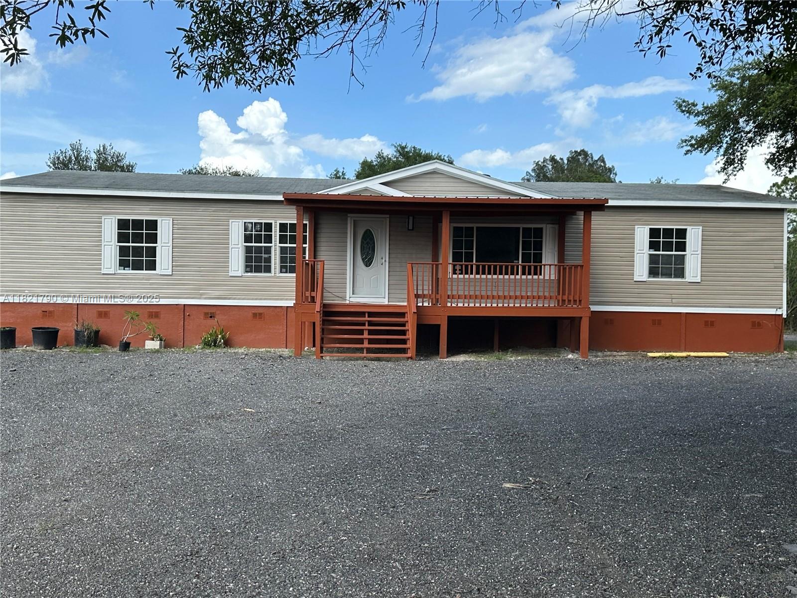 245 S Olivo, Clewiston FL 33440