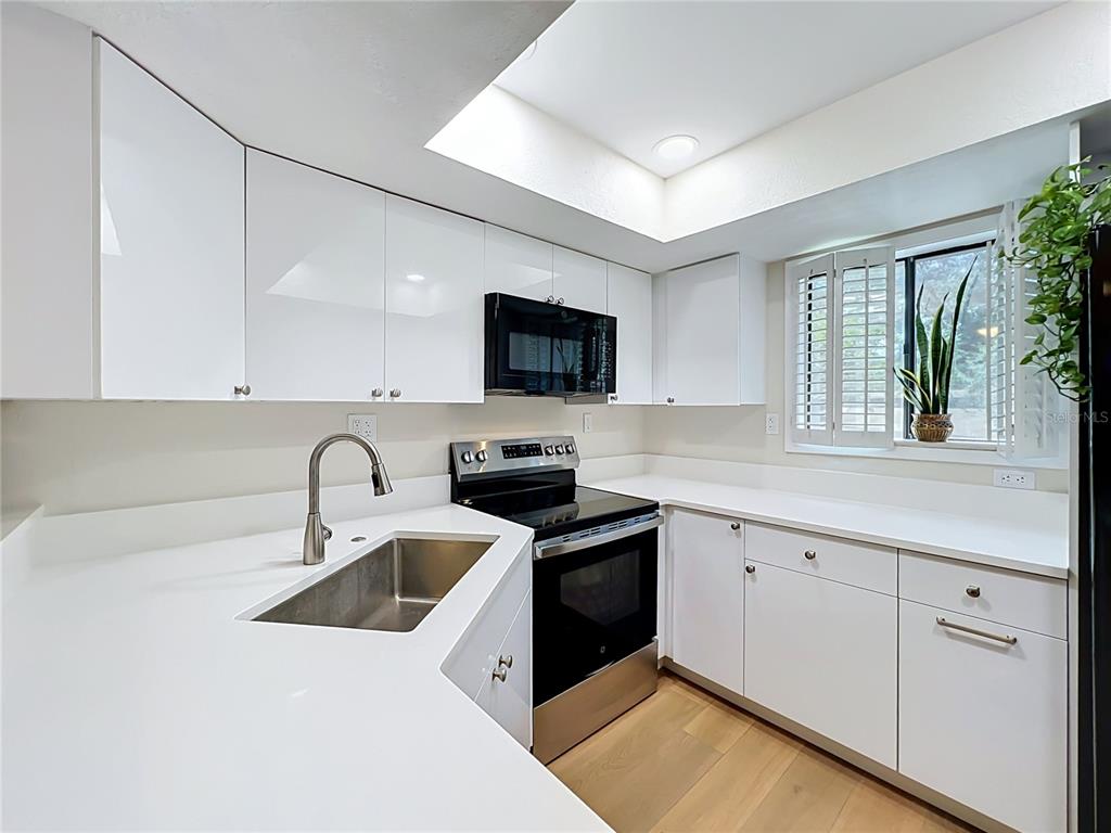 1074 E MICHIGAN STREET UNIT 1074B, ORLANDO, FL — photo 4 of 30