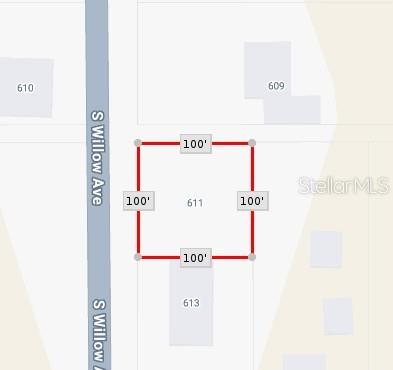 This map shows a square-shaped property lot with 100-foot dimensions on each side — 611 S WILLOW AVENUE, AVON PARK, FL