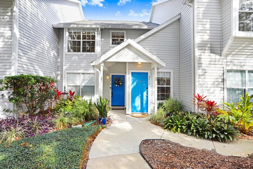 3212 VALLEY OAKS DRIVE UNIT 3212