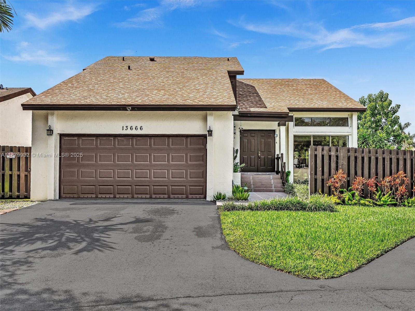 13666 SW 116th Ln, Miami FL 33186